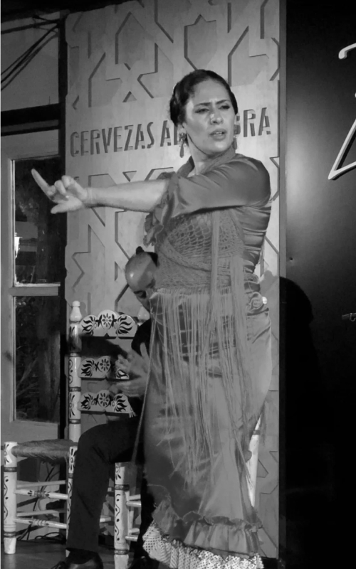 Descubre nuestra artista Esther Marín